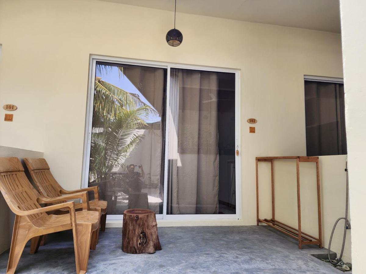 Hotel Dhigurah Dhonveli Boutique Exterior foto